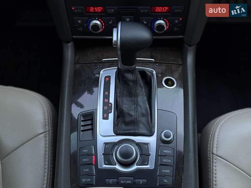 Внедорожник / Кроссовер Audi Q7 2008 в Днепре