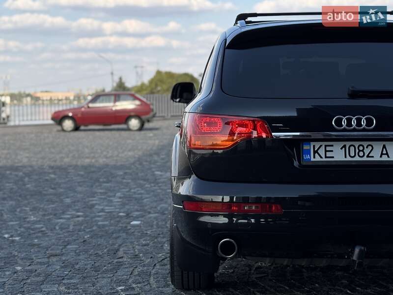 Внедорожник / Кроссовер Audi Q7 2008 в Днепре