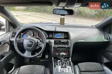 Внедорожник / Кроссовер Audi Q7 2007 в 