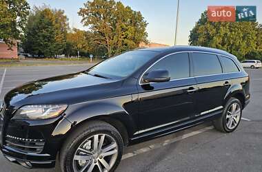 Внедорожник / Кроссовер Audi Q7 2013 в 