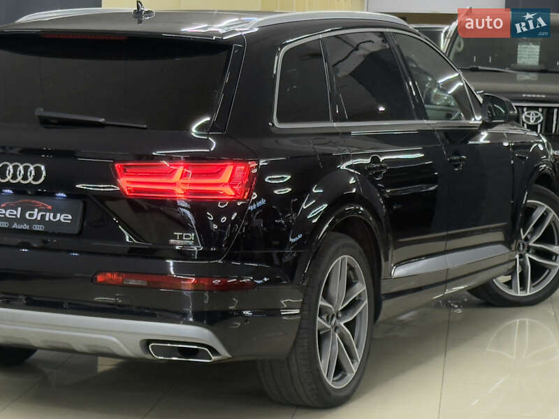 Позашляховик / Кросовер Audi Q7 2016 в Миколаєві фото 13 Позашляховик / Кросовер Audi Q7 2016 в Миколаєві