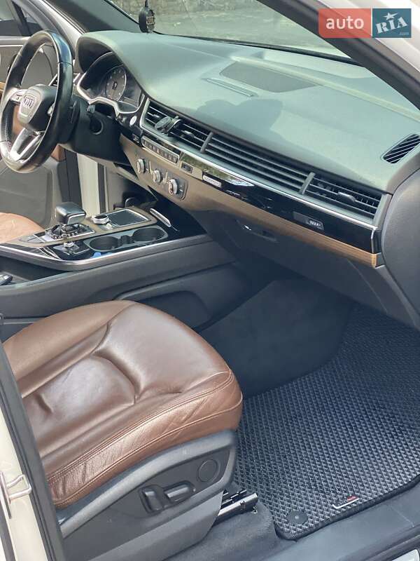 Внедорожник / Кроссовер Audi Q7 2016 в Днепре фото 10 Внедорожник / Кроссовер Audi Q7 2016 в Днепре