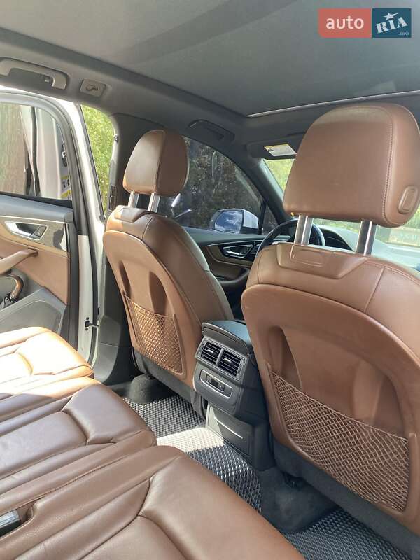 Внедорожник / Кроссовер Audi Q7 2016 в Днепре фото 12 Внедорожник / Кроссовер Audi Q7 2016 в Днепре