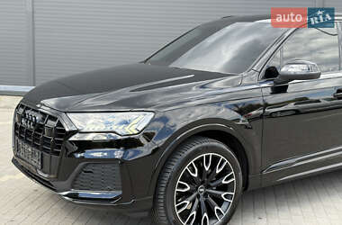 Внедорожник / Кроссовер Audi Q7 2020 в Виннице
