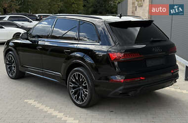 Внедорожник / Кроссовер Audi Q7 2020 в Виннице
