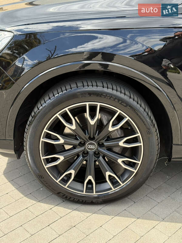 Внедорожник / Кроссовер Audi Q7 2020 в Виннице