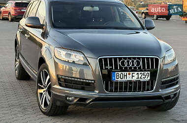 Внедорожник / Кроссовер Audi Q7 2013 в 
