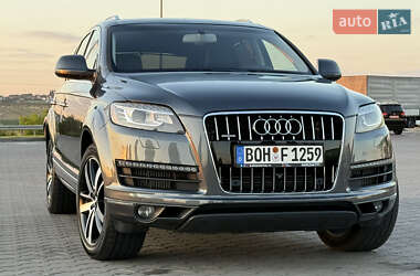 Внедорожник / Кроссовер Audi Q7 2013 в 