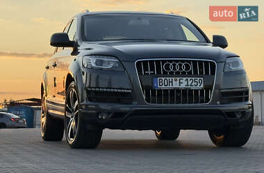Внедорожник / Кроссовер Audi Q7 2013 в 