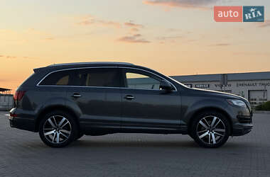 Внедорожник / Кроссовер Audi Q7 2013 в 