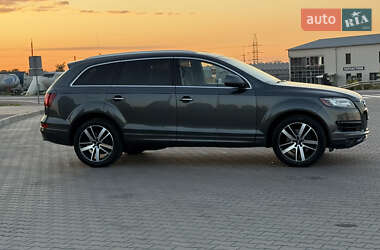 Внедорожник / Кроссовер Audi Q7 2013 в 
