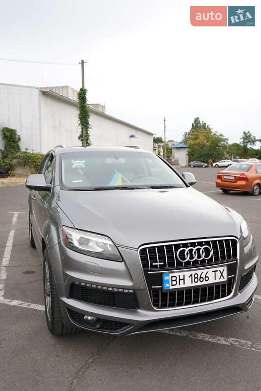 Внедорожник / Кроссовер Audi Q7 2013 в Одессе