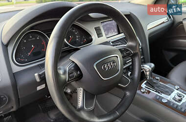 Внедорожник / Кроссовер Audi Q7 2013 в 