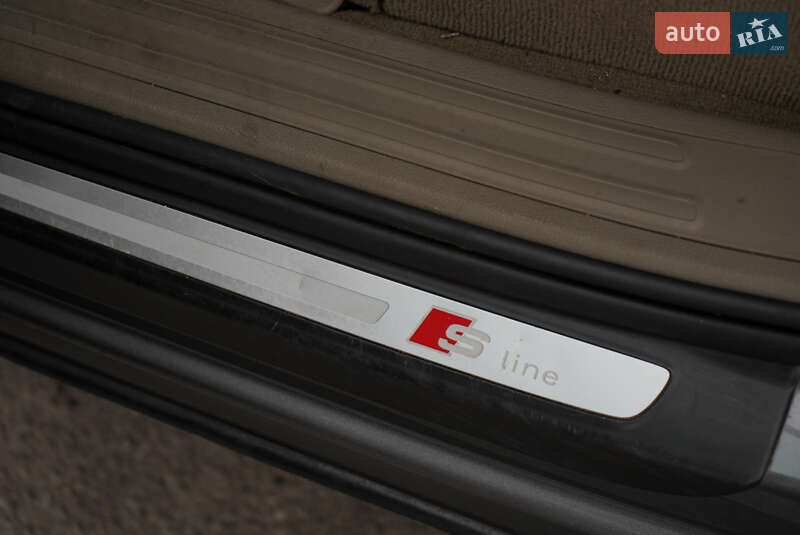 Внедорожник / Кроссовер Audi Q7 2013 в Одессе