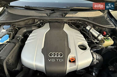Внедорожник / Кроссовер Audi Q7 2013 в 