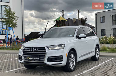 Позашляховик / Кросовер Audi Q7 2016 в 
