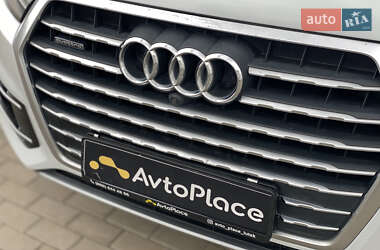 Позашляховик / Кросовер Audi Q7 2016 в 
