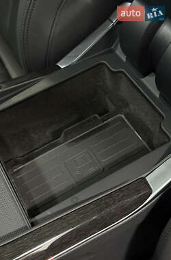 Внедорожник / Кроссовер Audi Q7 2020 в 