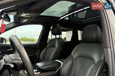 Внедорожник / Кроссовер Audi Q7 2020 в 
