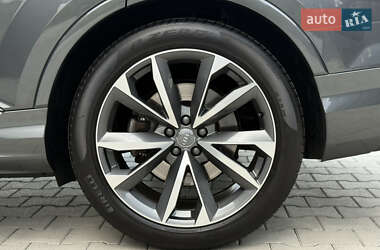 Внедорожник / Кроссовер Audi Q7 2020 в 