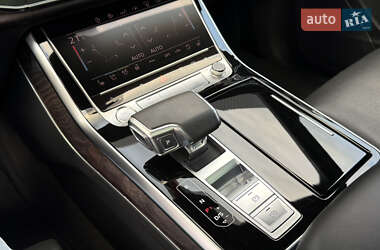 Внедорожник / Кроссовер Audi Q7 2020 в 