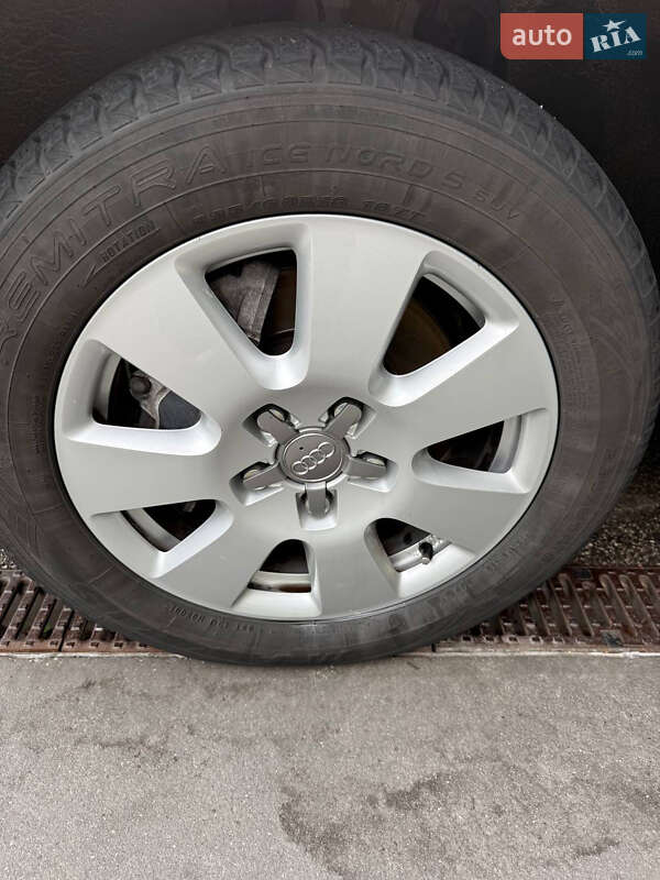 Позашляховик / Кросовер Audi Q7 2011 в Миколаєві