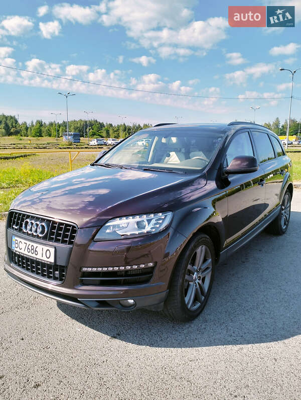 Позашляховик / Кросовер Audi Q7 2011 в Миколаєві
