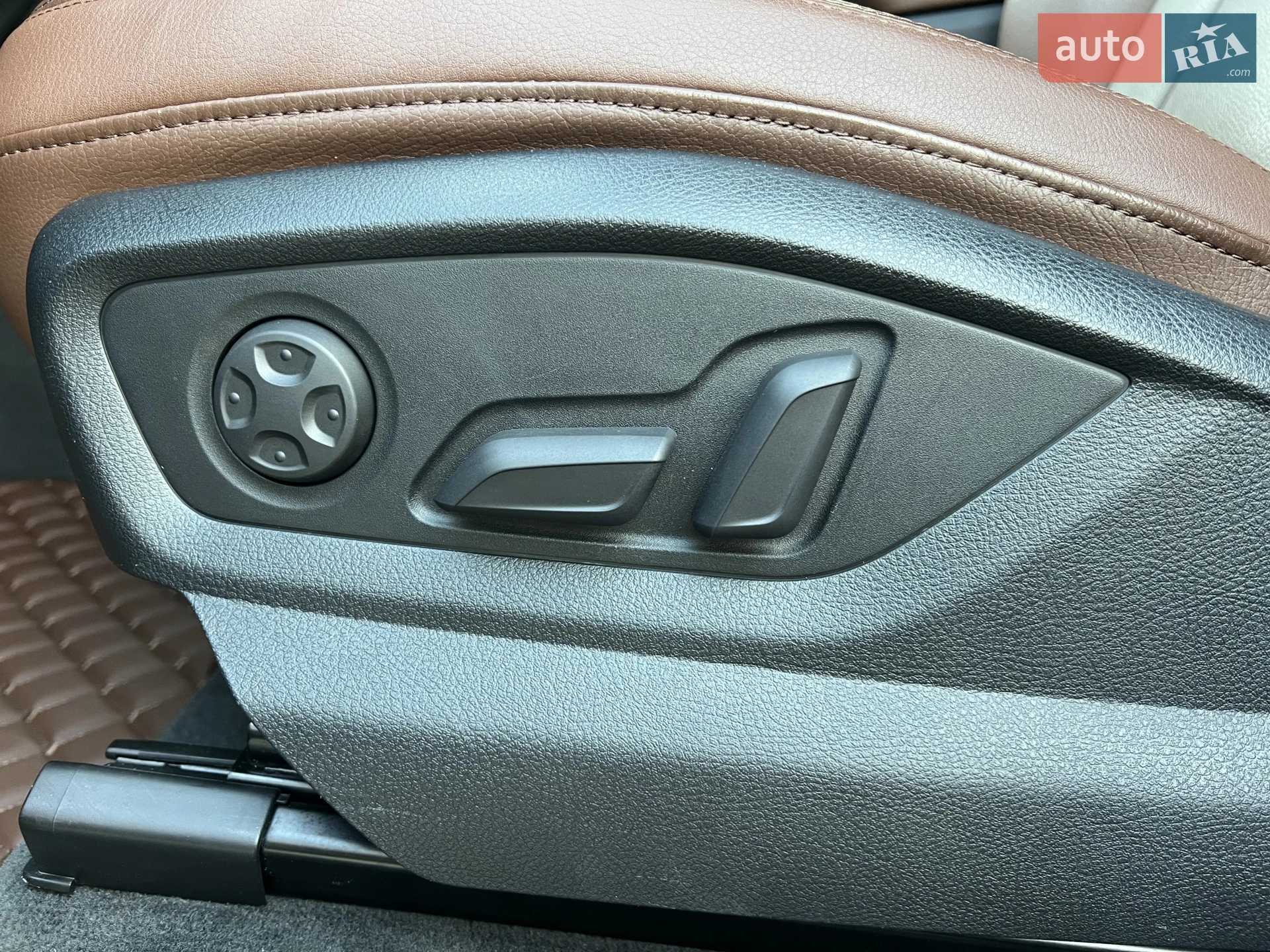 2016 Audi Q7 - мініатюра 34