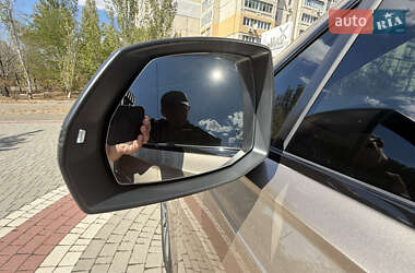 Внедорожник / Кроссовер Audi Q7 2018 в 