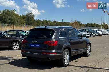 Внедорожник / Кроссовер Audi Q7 2013 в 