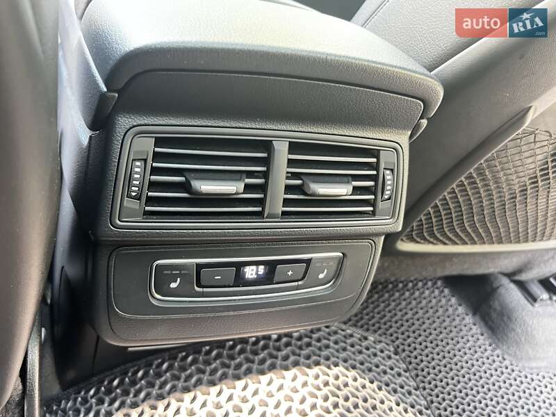 Позашляховик / Кросовер Audi Q7 2016 в Славуті фото 13 Позашляховик / Кросовер Audi Q7 2016 в Славуті