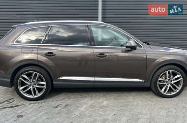 Позашляховик / Кросовер Audi Q7 2015 в Черкасах