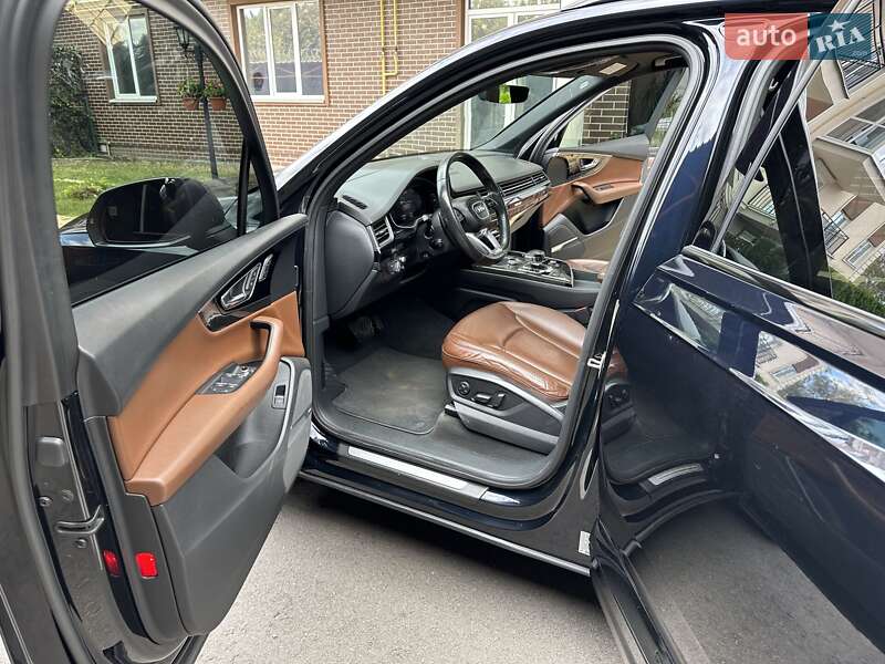 Позашляховик / Кросовер Audi Q7 2016 в Запоріжжі фото 17 Позашляховик / Кросовер Audi Q7 2016 в Запоріжжі