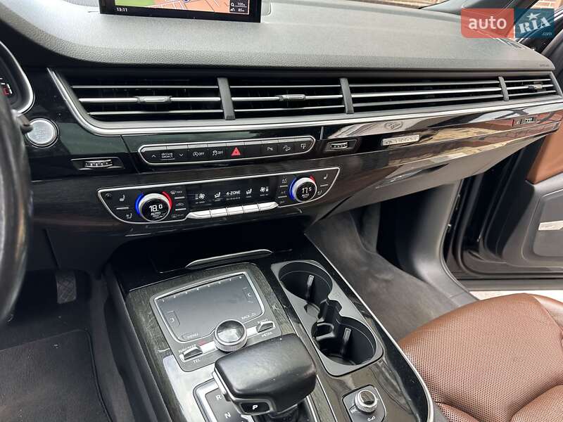 Позашляховик / Кросовер Audi Q7 2016 в Запоріжжі фото 25 Позашляховик / Кросовер Audi Q7 2016 в Запоріжжі