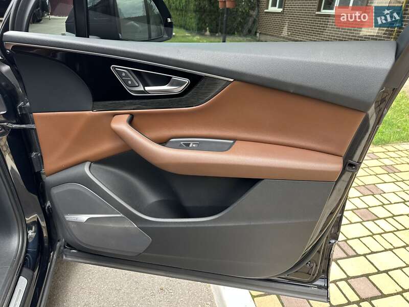 Позашляховик / Кросовер Audi Q7 2016 в Запоріжжі фото 43 Позашляховик / Кросовер Audi Q7 2016 в Запоріжжі