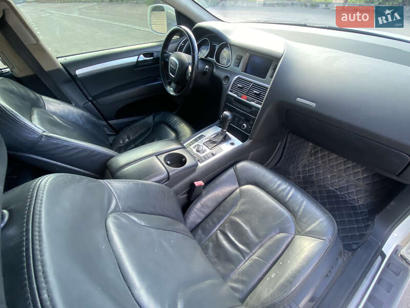Внедорожник / Кроссовер Audi Q7 2007 в Киеве