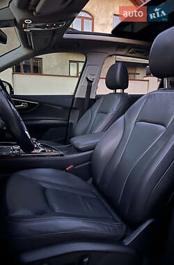 Позашляховик / Кросовер Audi Q7 2016 в 