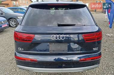 Внедорожник / Кроссовер Audi Q7 2018 в 