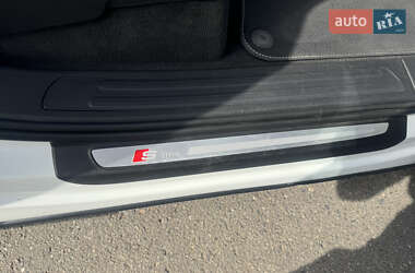 Внедорожник / Кроссовер Audi Q7 2014 в 