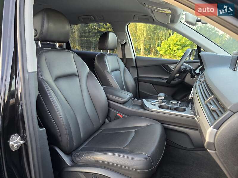 Позашляховик / Кросовер Audi Q7 2016 в Хмельницькому