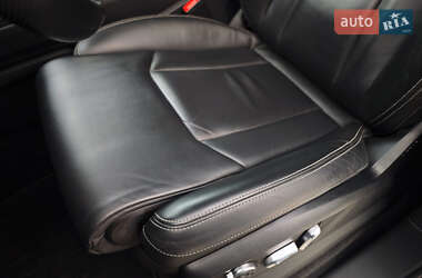 Внедорожник / Кроссовер Audi Q7 2016 в 
