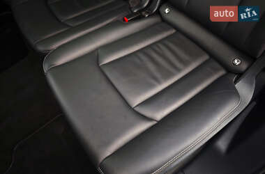 Внедорожник / Кроссовер Audi Q7 2016 в 