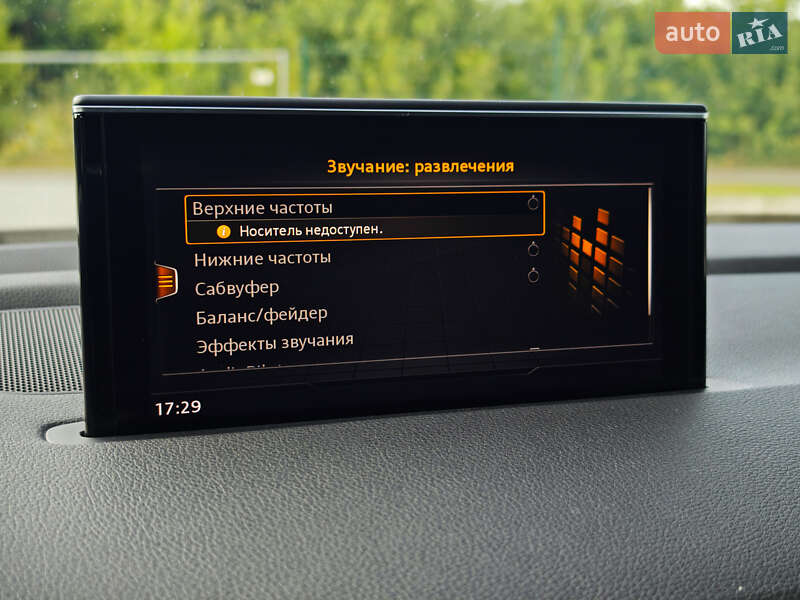 Позашляховик / Кросовер Audi Q7 2016 в Дубні