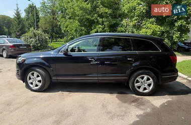Позашляховик / Кросовер Audi Q7 2015 в 