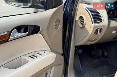 Внедорожник / Кроссовер Audi Q7 2013 в 
