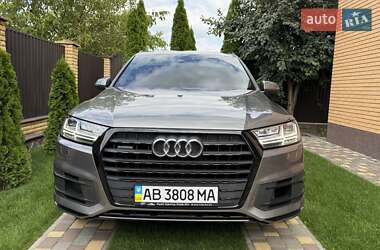 Позашляховик / Кросовер Audi Q7 2017 в Києві