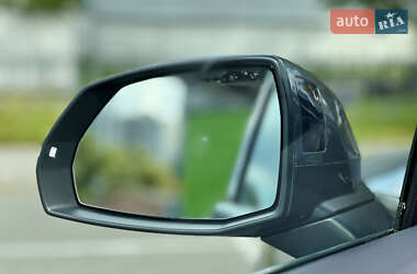 Внедорожник / Кроссовер Audi Q7 2019 в 
