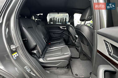 Внедорожник / Кроссовер Audi Q7 2019 в 