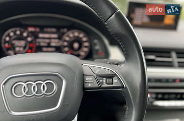 Внедорожник / Кроссовер Audi Q7 2019 в 