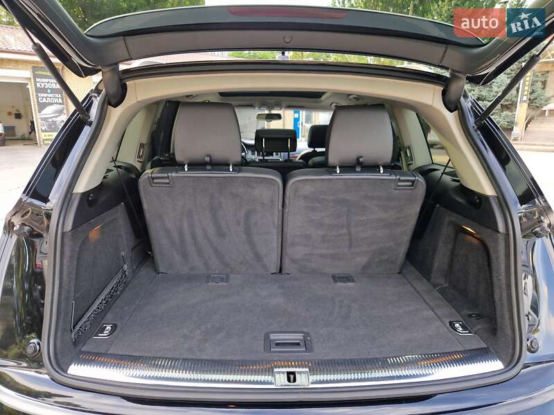 Внедорожник / Кроссовер Audi Q7 2015 в Днепре